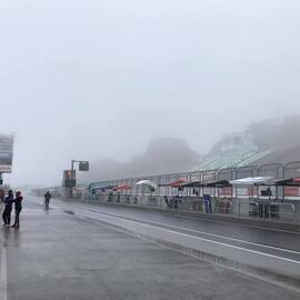 午後の走行は濃霧の為、中止になりました。