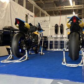 最終戦鈴鹿初日の走行終わりました。