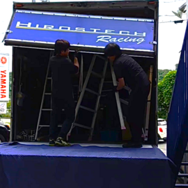 日野レンジャー（FD8J）リアゲートパネル・ポリオールヒンジ交換